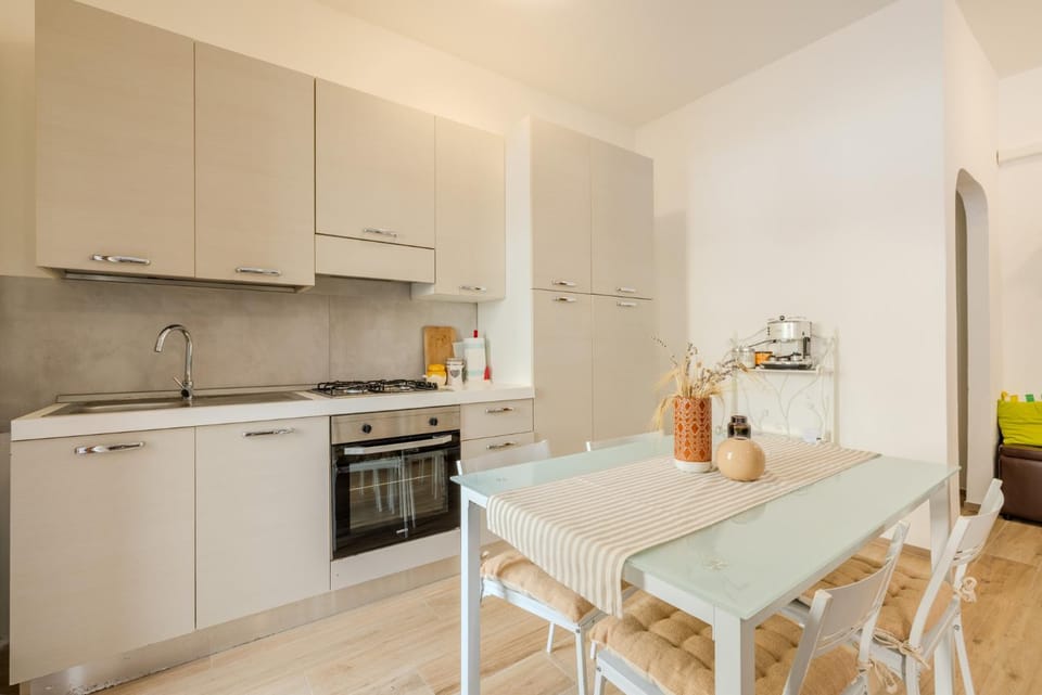 5 MINUTES FROM THE SEAFRONT -Apartment & garden Apartment in Olbia