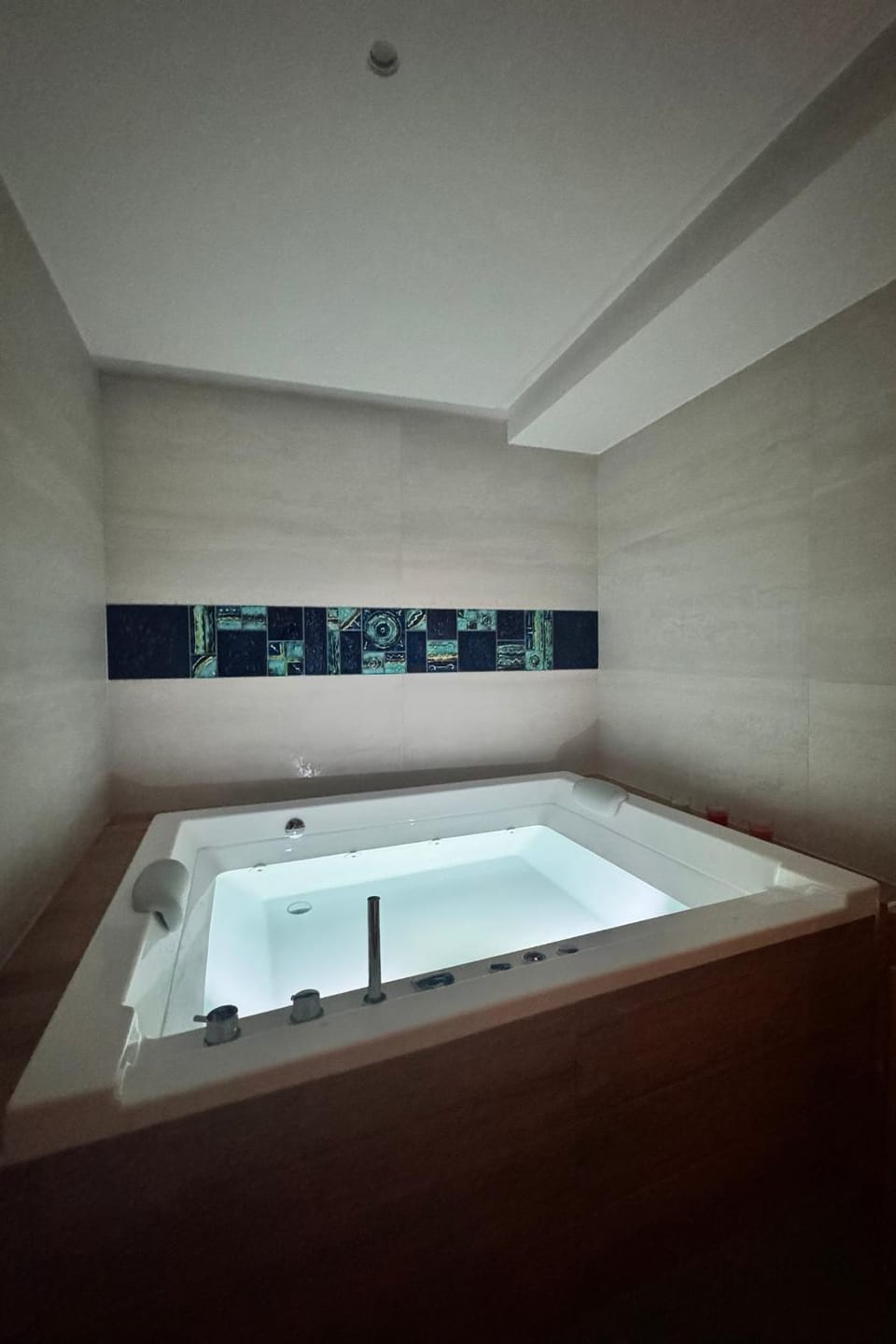 Hot Tub, Bathroom, Bath