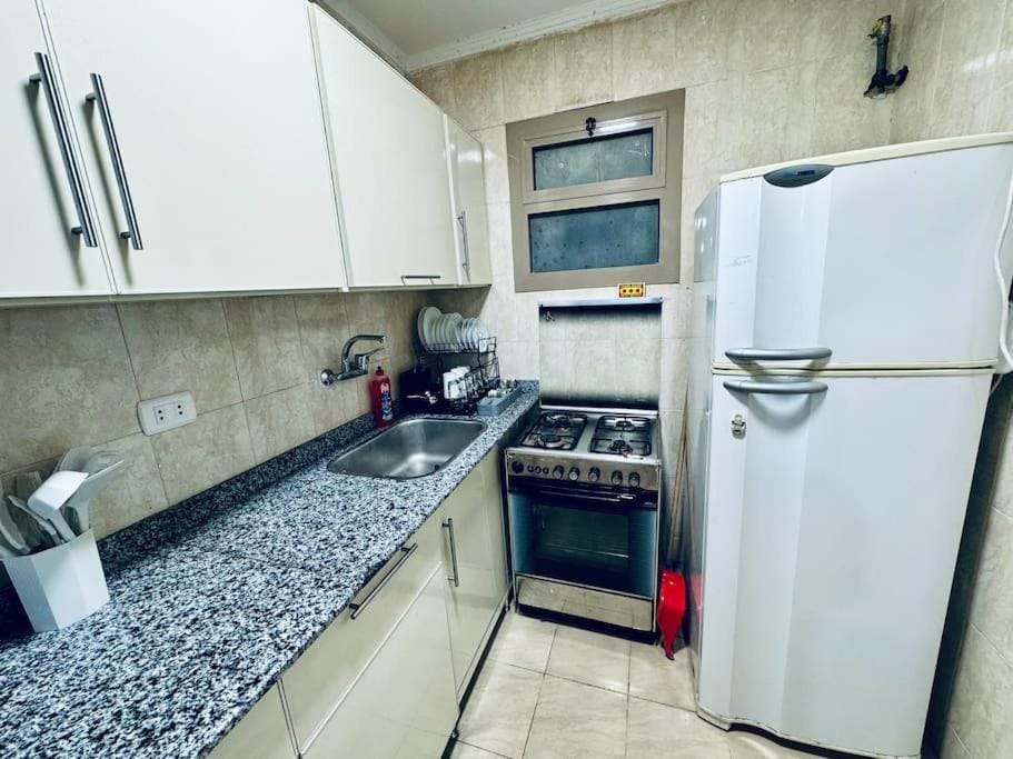 Elegant Relaxation Retreat - New Cairo Apartment in New Cairo City
