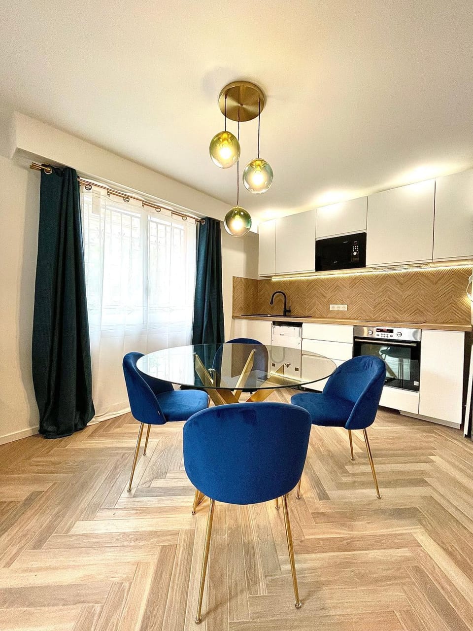 Bel appartement Port de Nice avec terrasse, parking Apartment in Nice