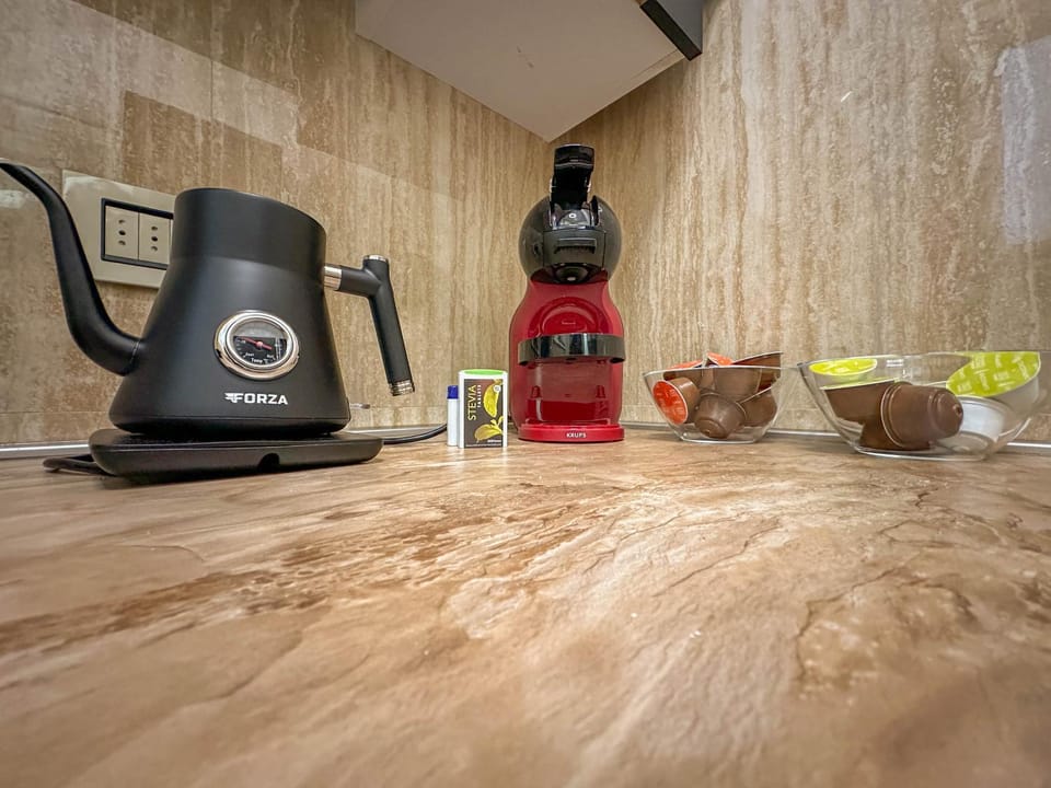 Coffee/tea facilities, Kitchen or kitchenette, toaster