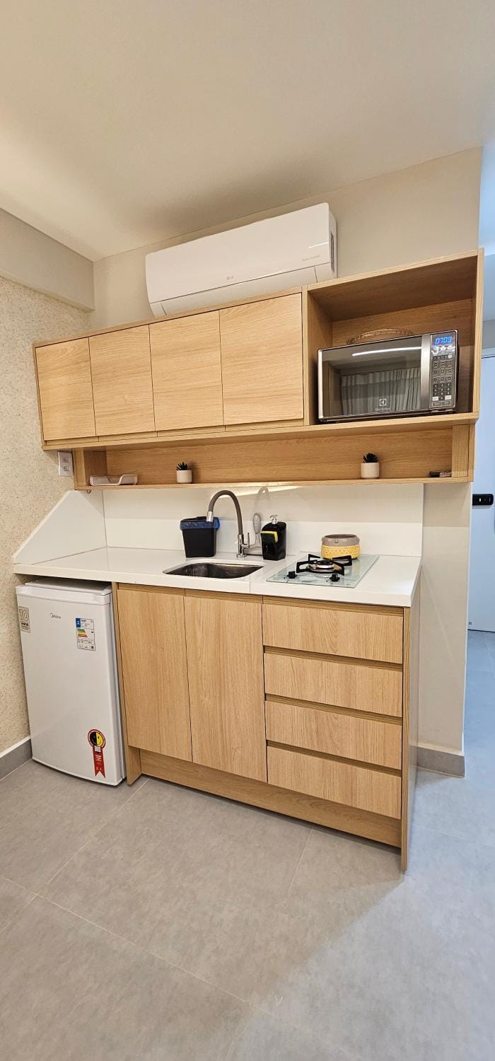 Kitchen or kitchenette, kitchen