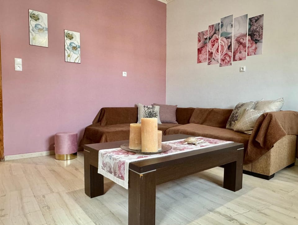 Lamprinis House Apartment in Peloponnese, Western Greece and the Ionian