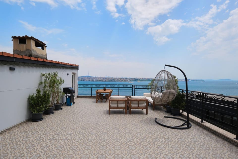 Patio, View (from property/room)