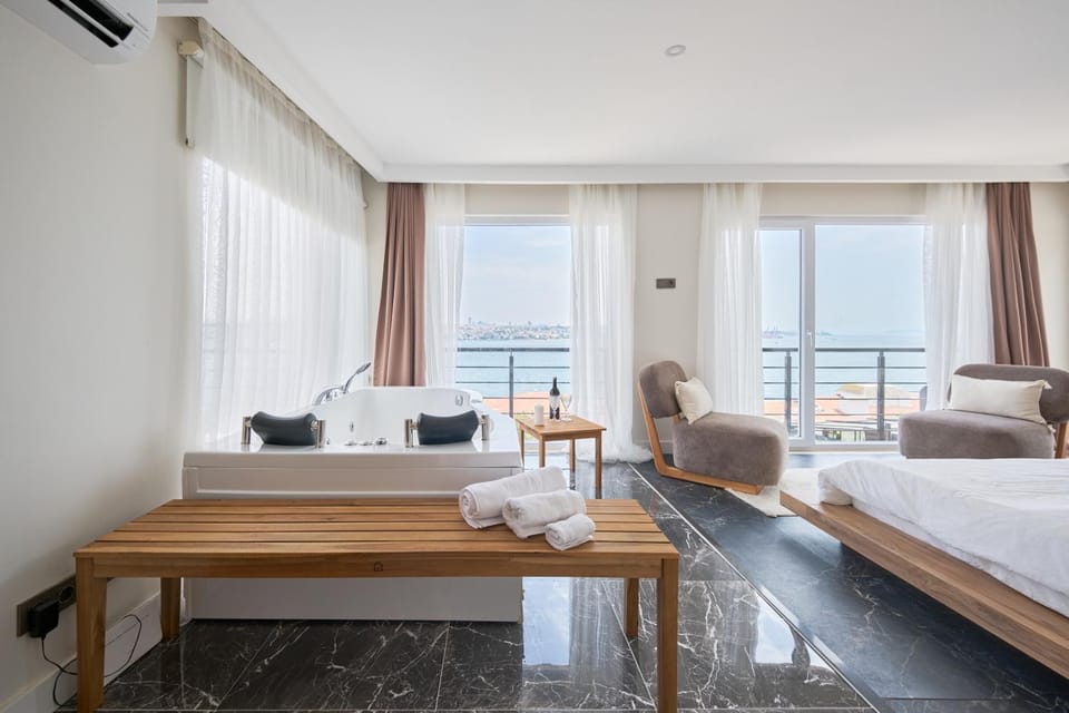 Bed, View (from property/room), towels