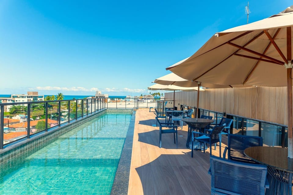Day, Natural landscape, View (from property/room), Balcony/Terrace, Pool view, Sea view, Swimming pool, sunbed