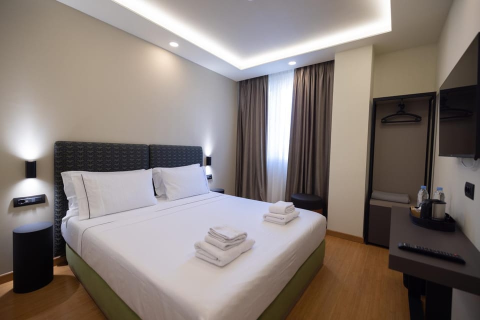 Bed, Photo of the whole room, Bedroom, towels, wardrobe