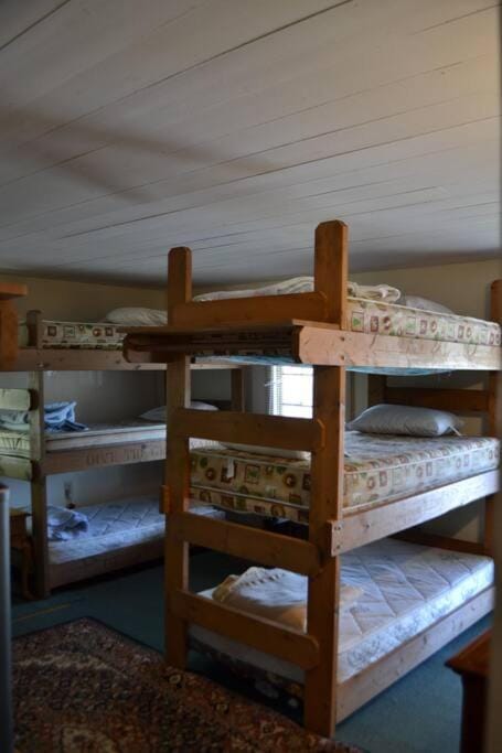 Beaufort Harbour Suites West Lodge House in Beaufort