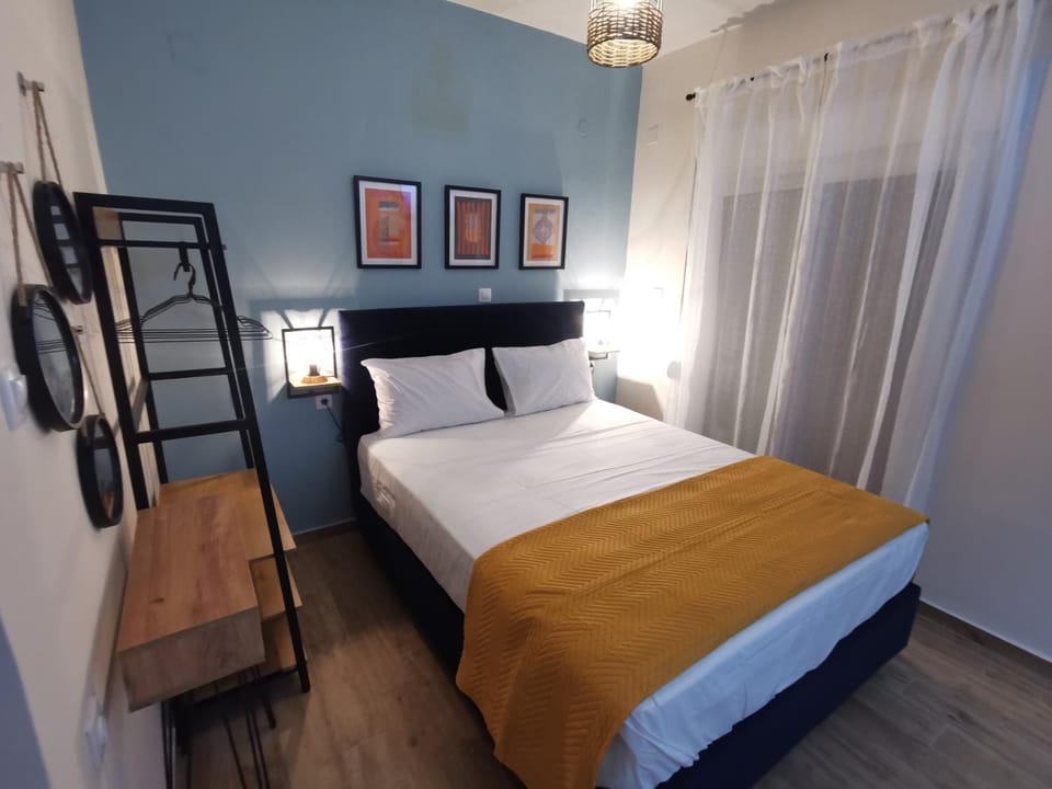 Bed, Photo of the whole room