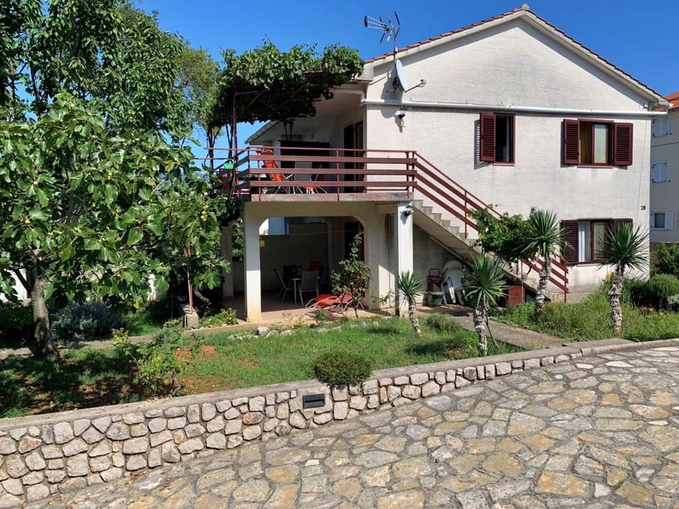 Apartments Viola Apartment in Primorje-Gorski Kotar County