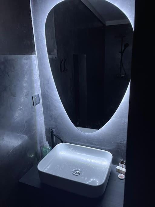 Le Cocon des Granges - Suite Sauna Jaccuzi SPA Apartment in Île-de-France