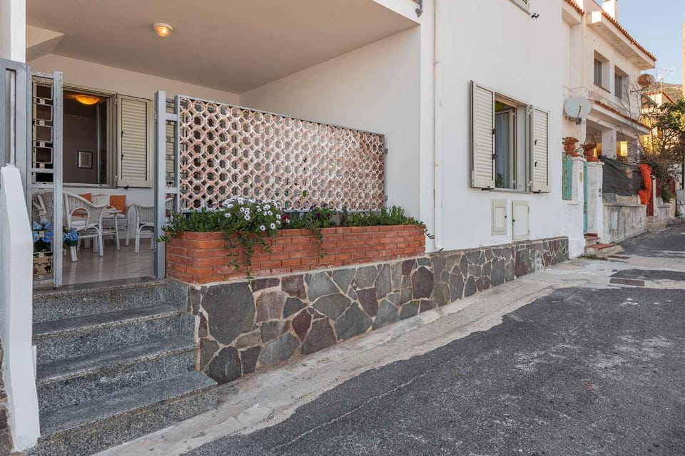 Property building, Summer