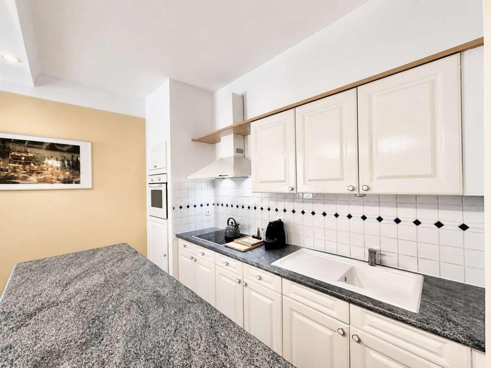 Ersextius RL Aix-en-Provence Apartment in Aix-en-Provence