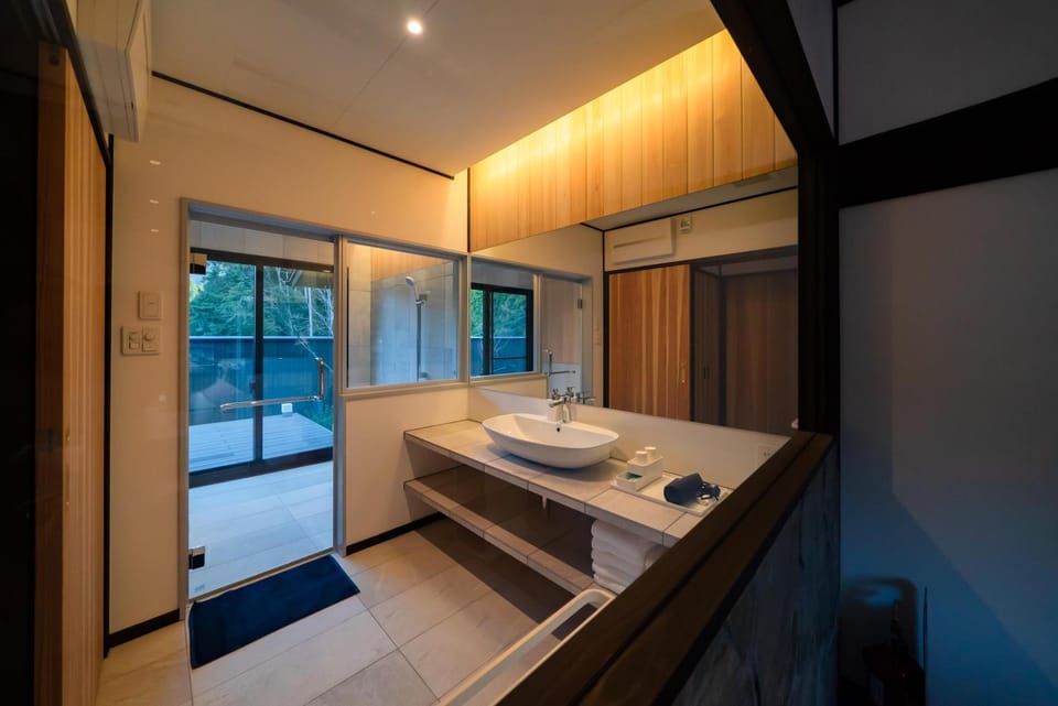 小塩の灯り 石垣の別荘 House in Fukuoka Prefecture