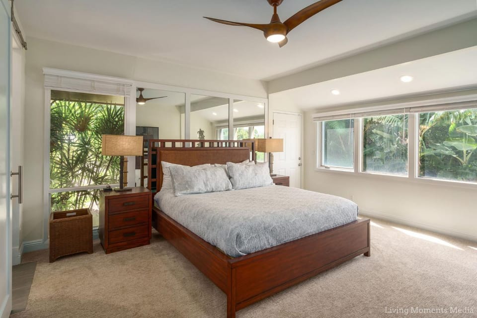 Kaanapali Hini NEW POOL - FULLY REMODELED - Across the Street From Kaanapali Beach House in Kaanapali