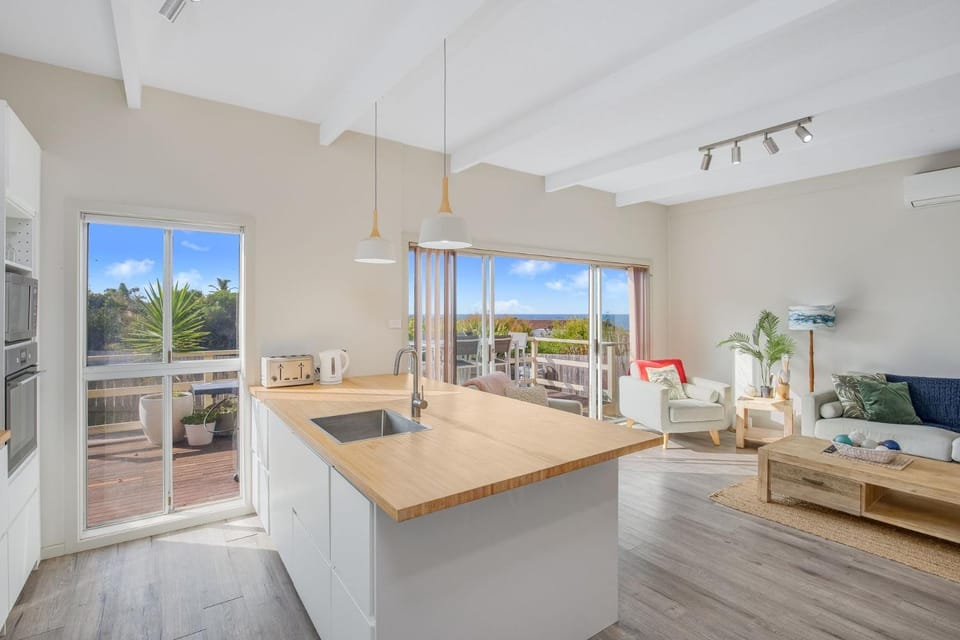 39 George St House in Bermagui