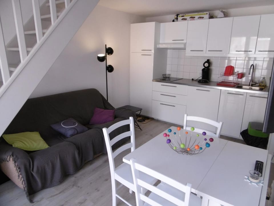 Villa T2 Mezzanine 5 pers, Clim, Terrasse, Parking, Proche plage et commerces - FR-1-795-16 Villa in Fleury