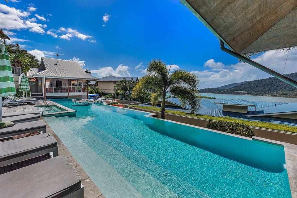 Property building, Day, Pool view, Sea view, Swimming pool