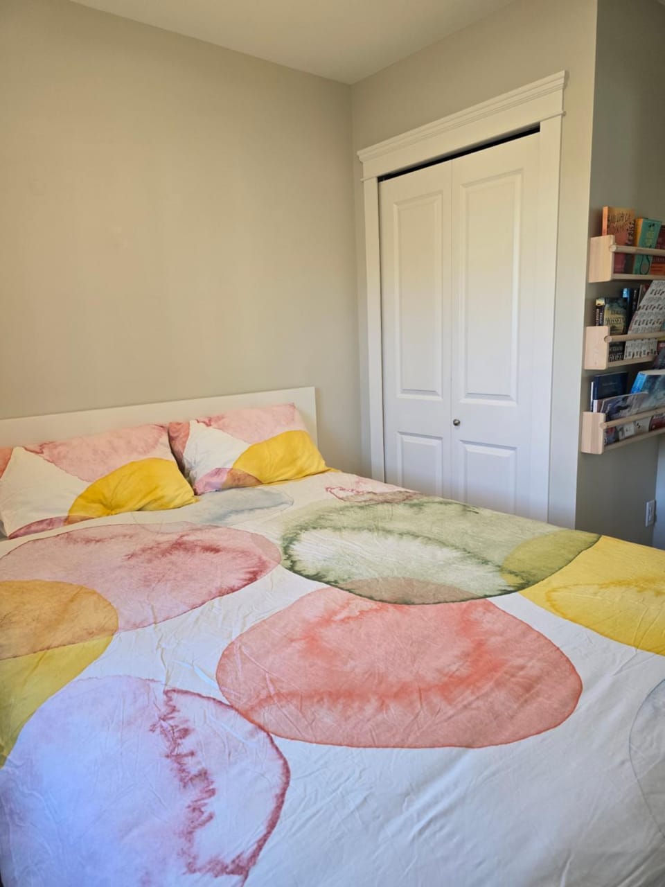 Bedroom, wardrobe