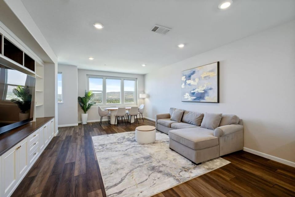 Zen Zest Zone Unwind And Relax House in San Jose