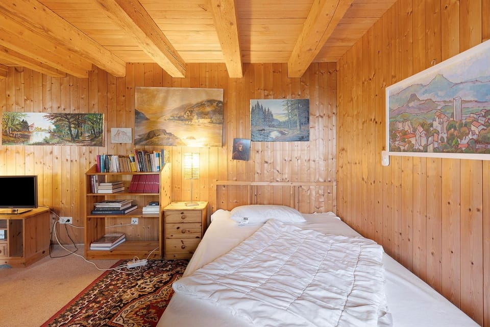 Living room, Bedroom