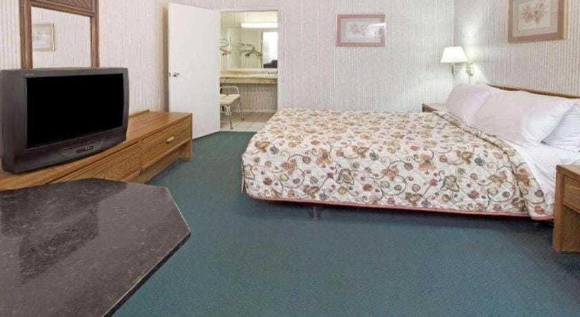 Knights Inn South Houston TX Hotel in South Houston