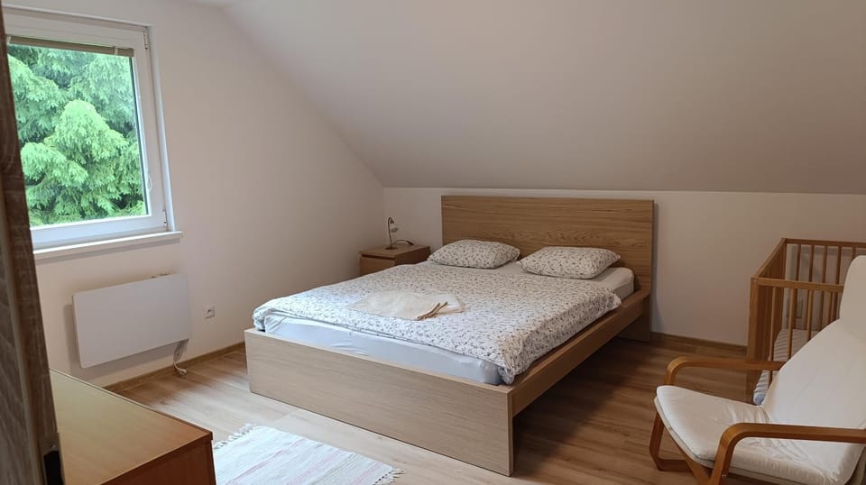 Rekreačné domy pod Vlkolíncom Bed and Breakfast in Slovakia