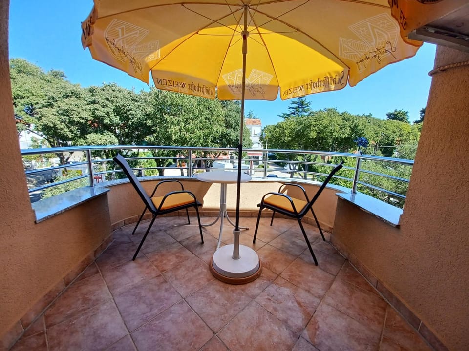 Day, View (from property/room), Balcony/Terrace, Seating area