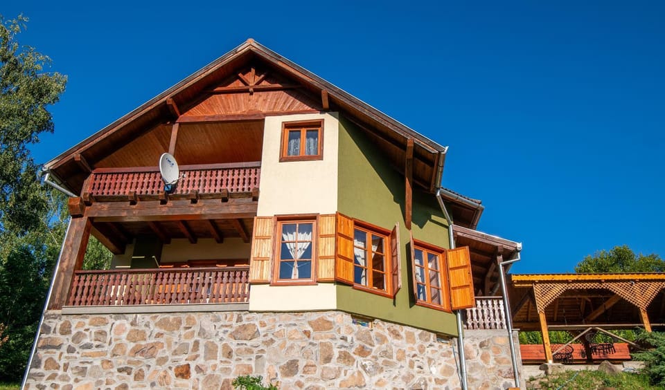 Property building, Balcony/Terrace