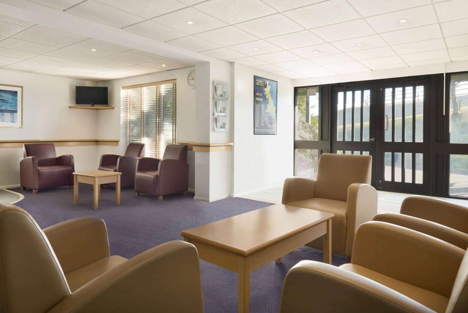 Lobby or reception, On site