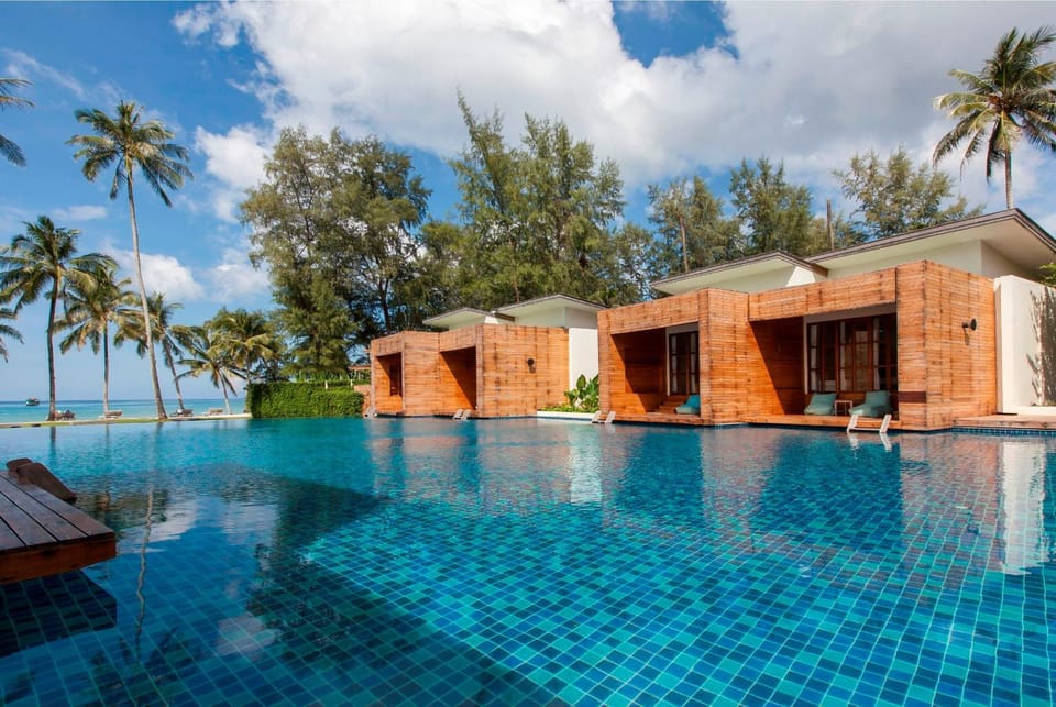 Property building, Day, Natural landscape, Pool view, Sea view, Swimming pool