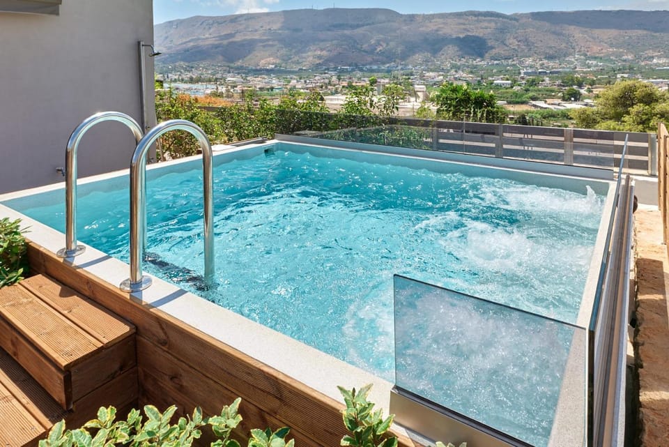 Thearia villa II private heated hydromassage pool House in Chania