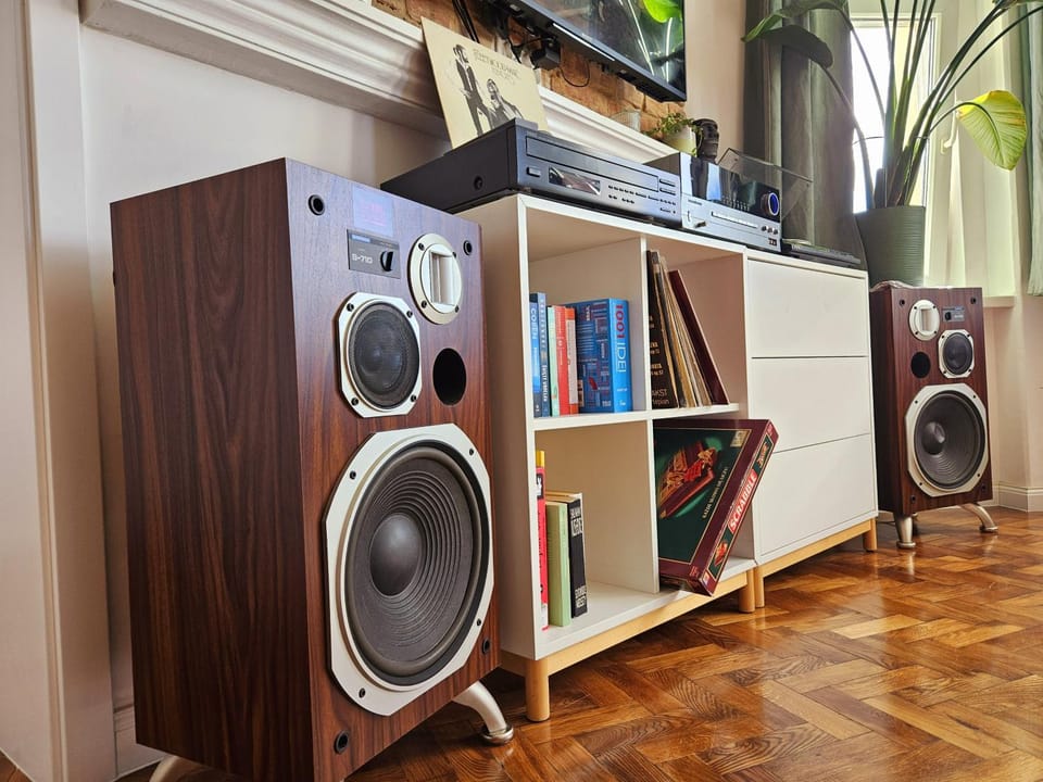 Communal lounge/ TV room, TV and multimedia, Living room, Evening entertainment, Entertainment