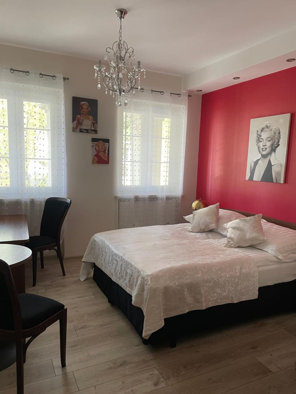 Pokoje gościnne W Starym Kinie Apartment in Pomeranian Voivodeship