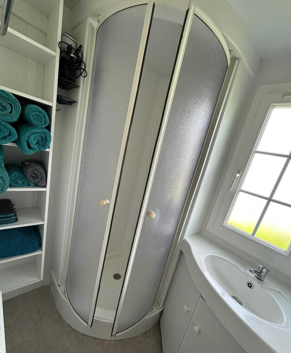 Mobil home 6 personnes Apartment in Saint-Gilles-Croix-de-Vie