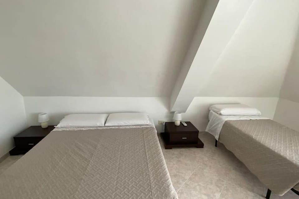 Sibilla Tiburtina House Attico Roma con parcheggio Apartment in Rome