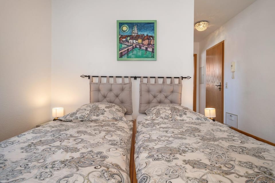 Property building, Living room, Bedroom