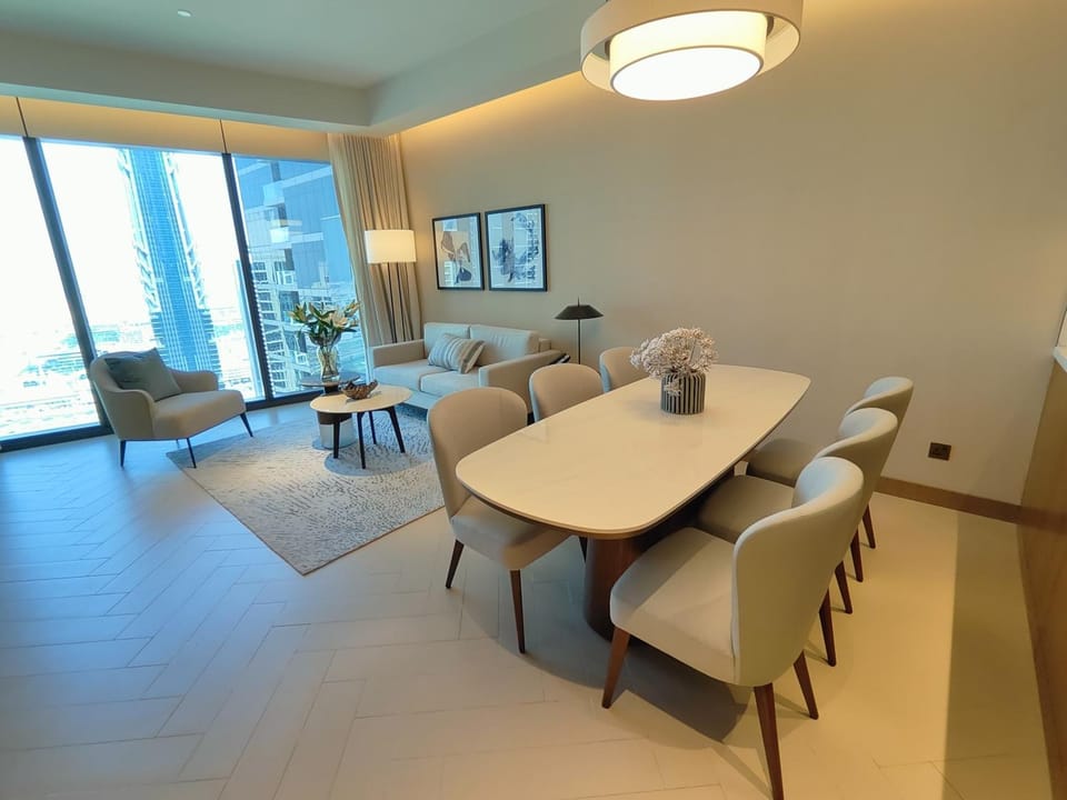 2BD Luxury Opera District Apt Downtown House in Dubai