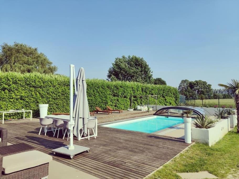 Guest house with private pool & jacuzzi Apartment in North Brabant (province)