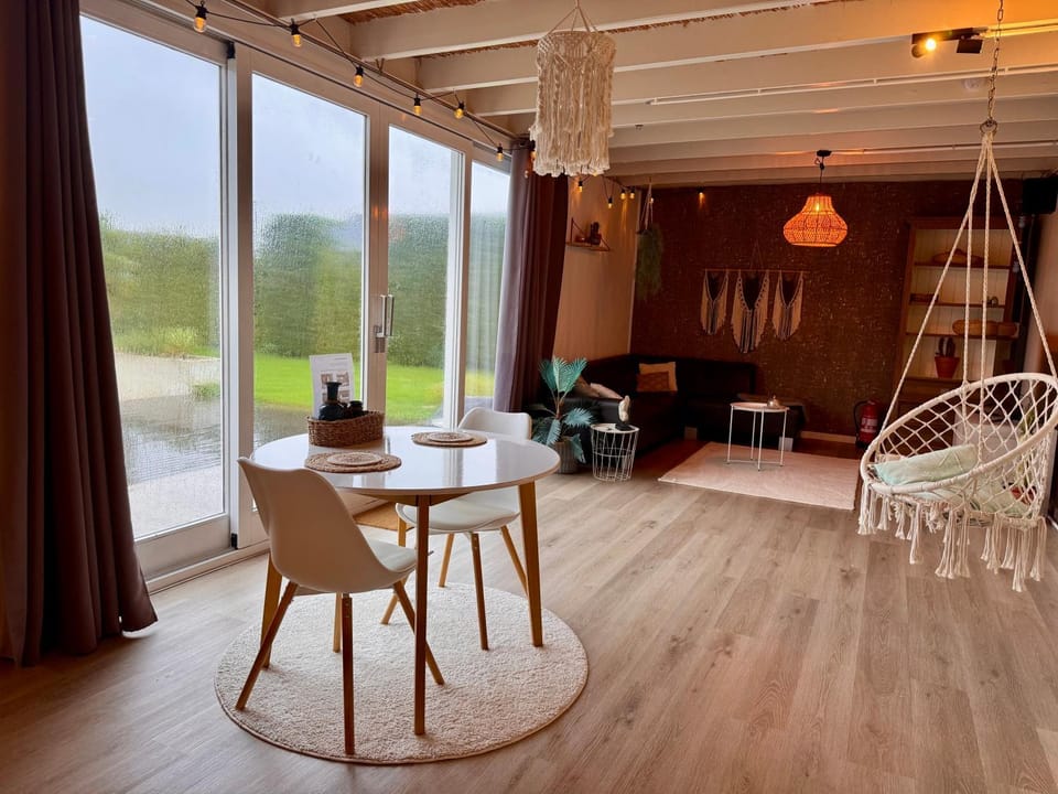 Guest house with private pool & jacuzzi Apartment in North Brabant (province)