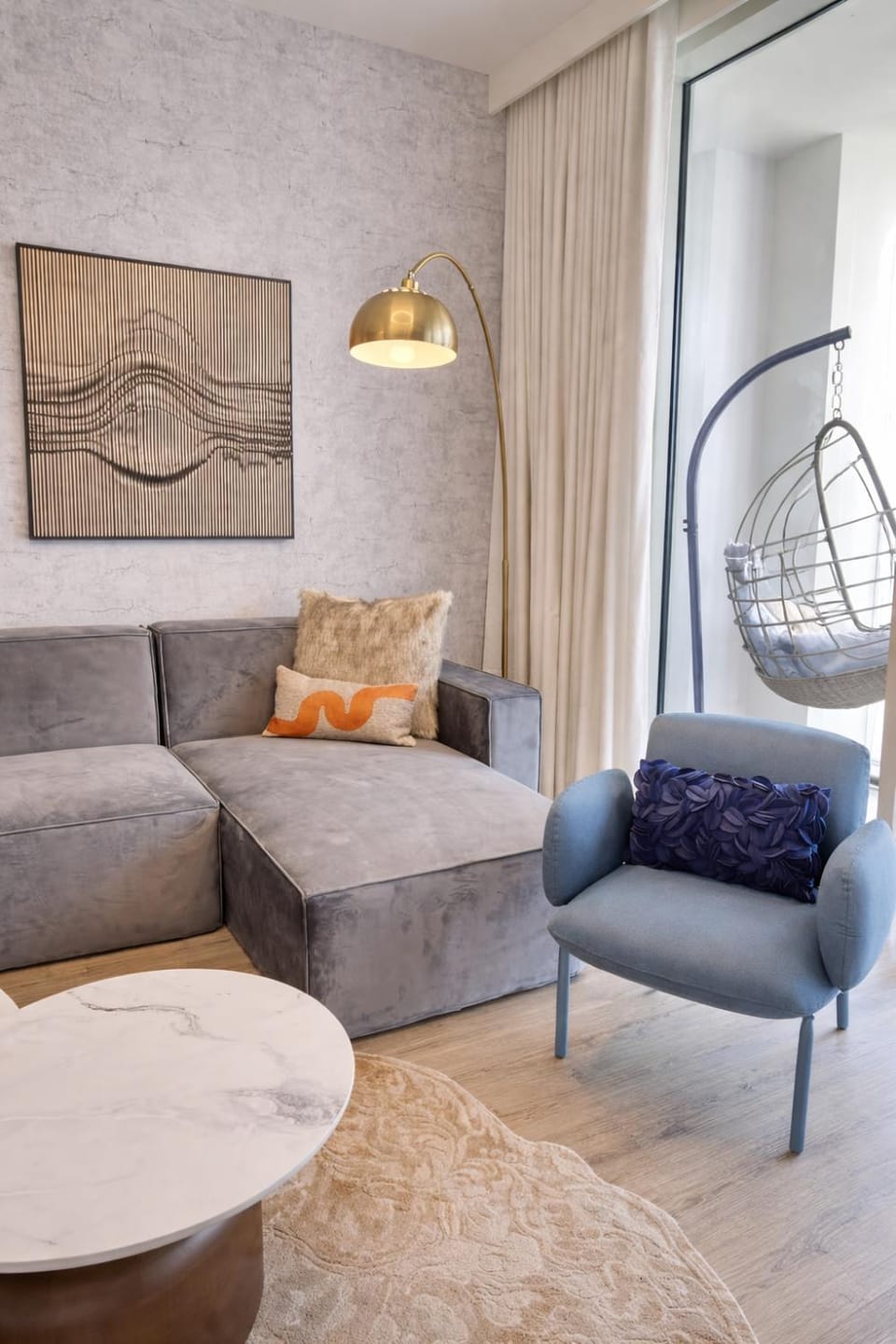 Burj View - 10 minutes walk Dream Lux Designer 3BD House in Dubai