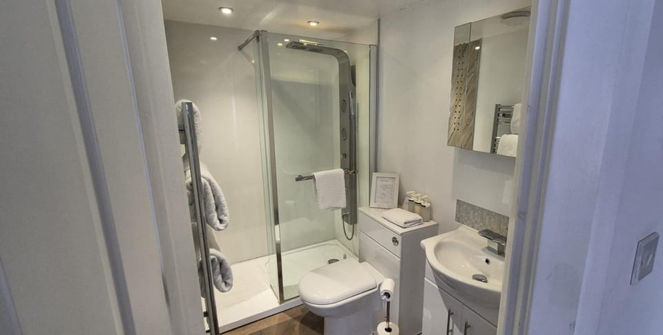 Oak Tree Rooms LTD Bed and Breakfast in Brockenhurst