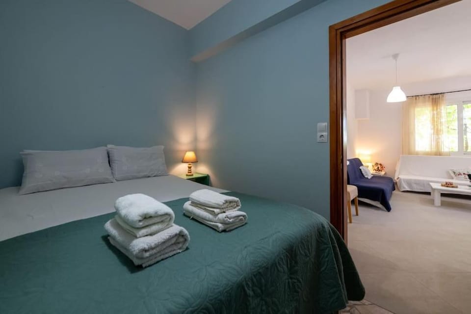Sunset View Apartment in Messenia