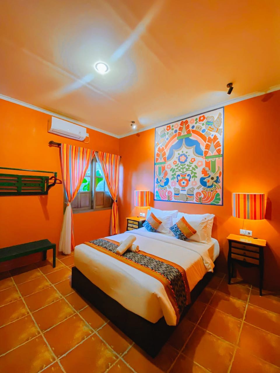 Bedroom, air conditioner