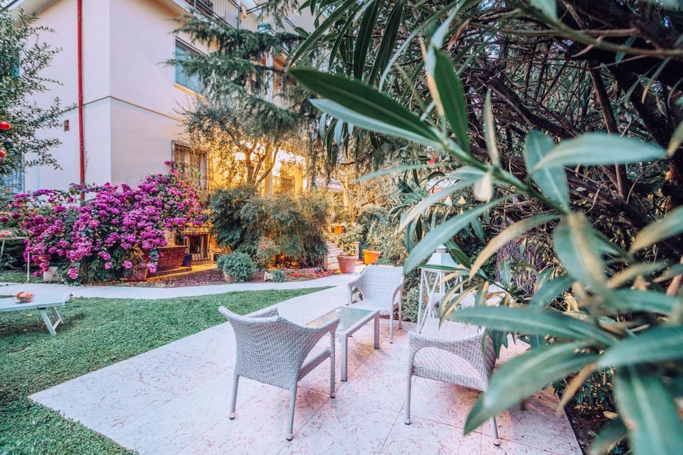 Garden, Garden view