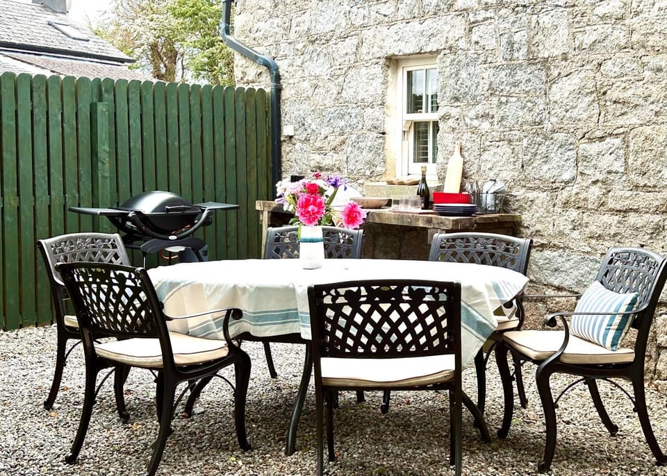 BBQ facilities, Balcony/Terrace