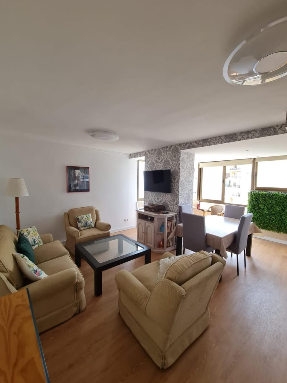 Communal lounge/ TV room, TV and multimedia, Living room