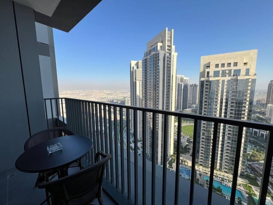 Balcony/Terrace, City view