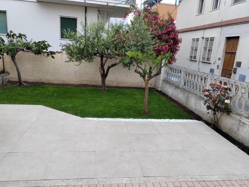 Garden, Garden