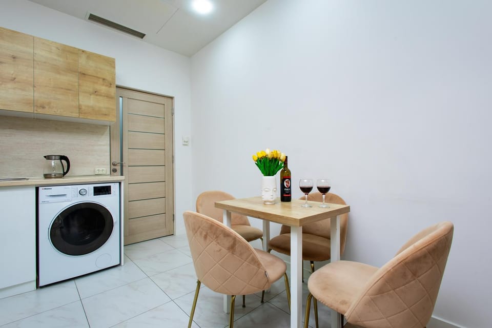 Koghbatsi street, 1 room Euro Renovated apartment nearby Republic square KO1622 Apartment in Yerevan